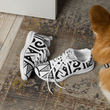 Men’s athletic shoes