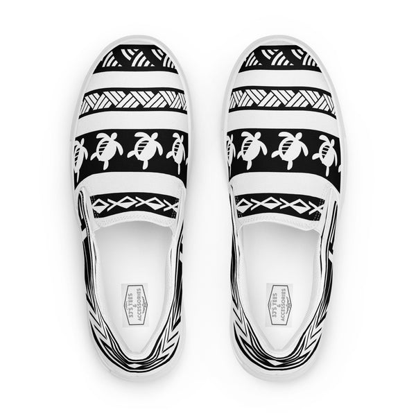 Men’s slip-on canvas shoes8