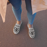 Women’s slip-on canvas shoes